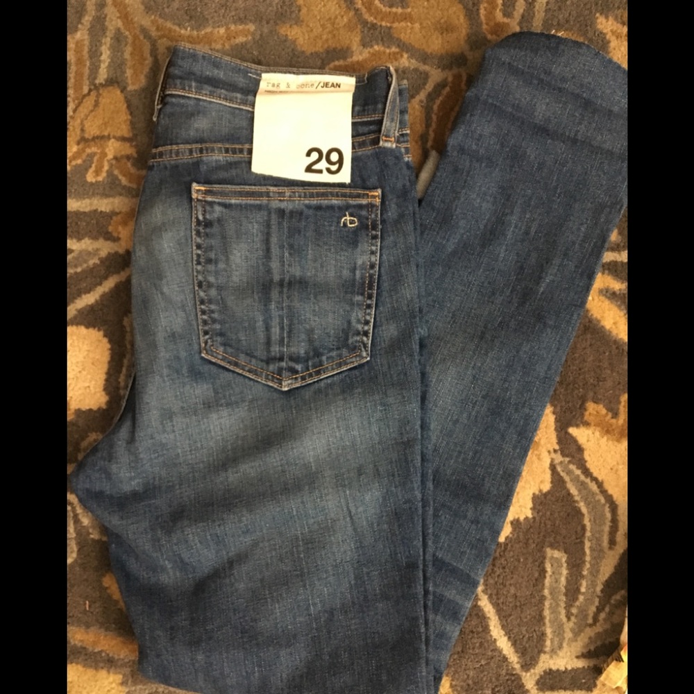 Rag & Bone High Rise Skinny Jeans. El Cut Hem